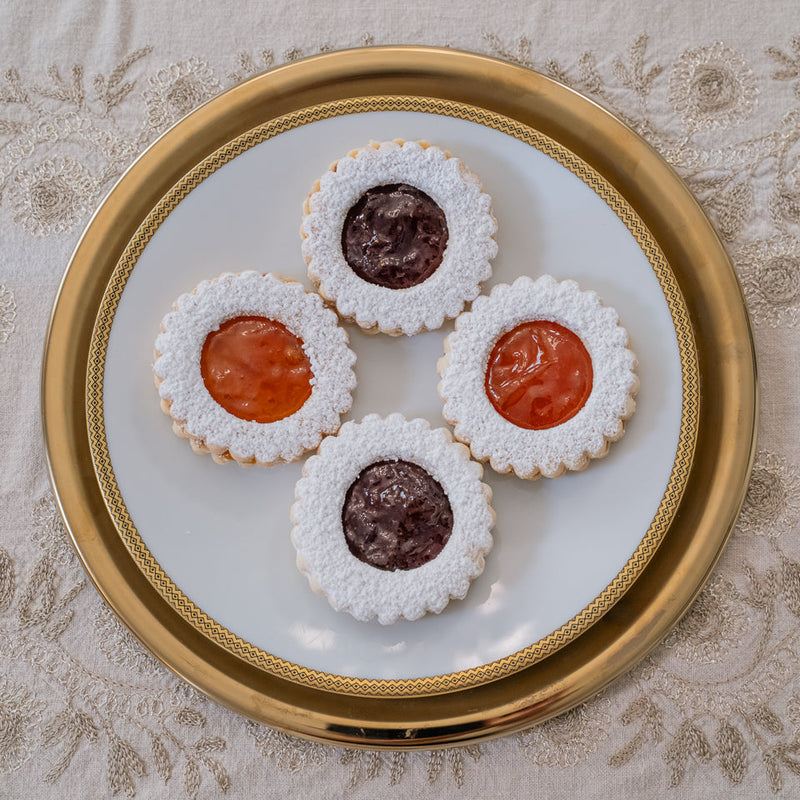 Sable Petit Fours